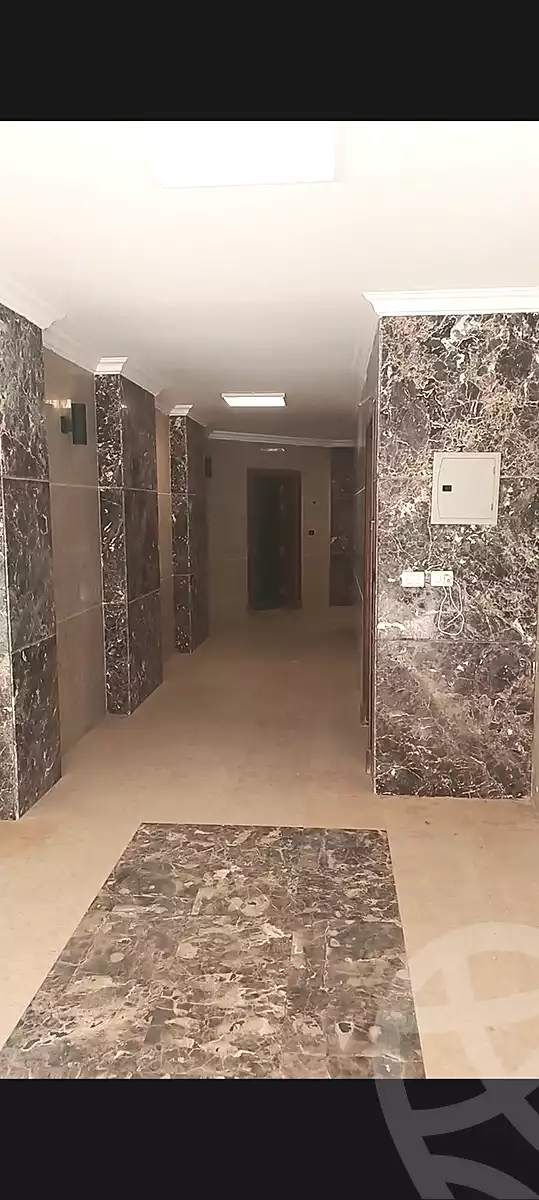 https://aqarmap.com.eg/en/listing/7214876-for-sale-cairo-new-cairo-compounds-brwmynd-ryzydns-wdy-djl-llttwyr