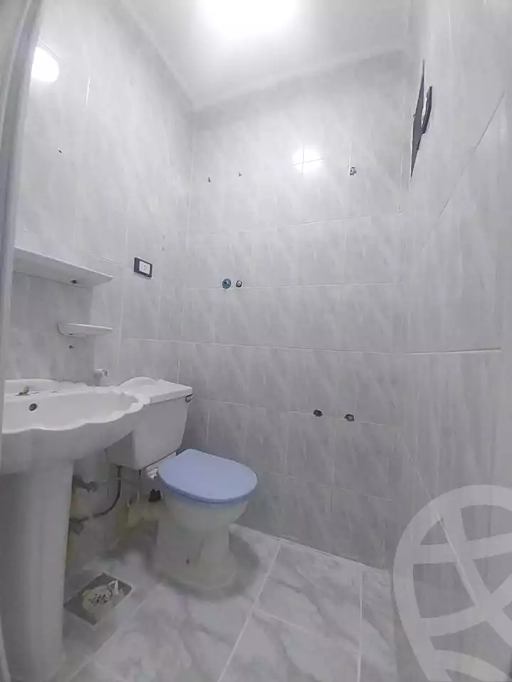https://aqarmap.com.eg/ar/listing/7215281-for-sale-alexandria-al-agamy-shataa-el-nakheel