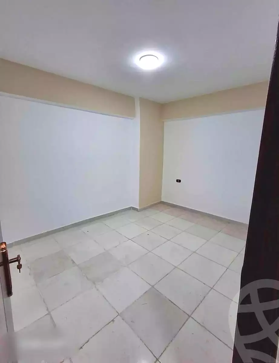 https://aqarmap.com.eg/en/listing/7215578-for-sale-alexandria-lsywf-el-falki