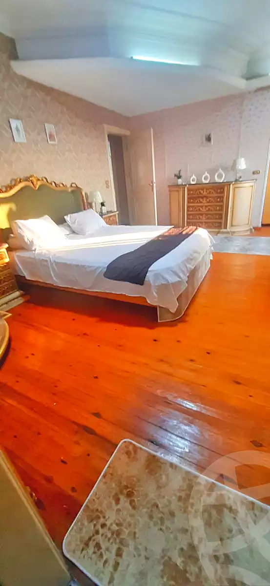 https://aqarmap.com.eg/ar/listing/7215762-for-rent-cairo-manial-kwrnysh-lmnyl