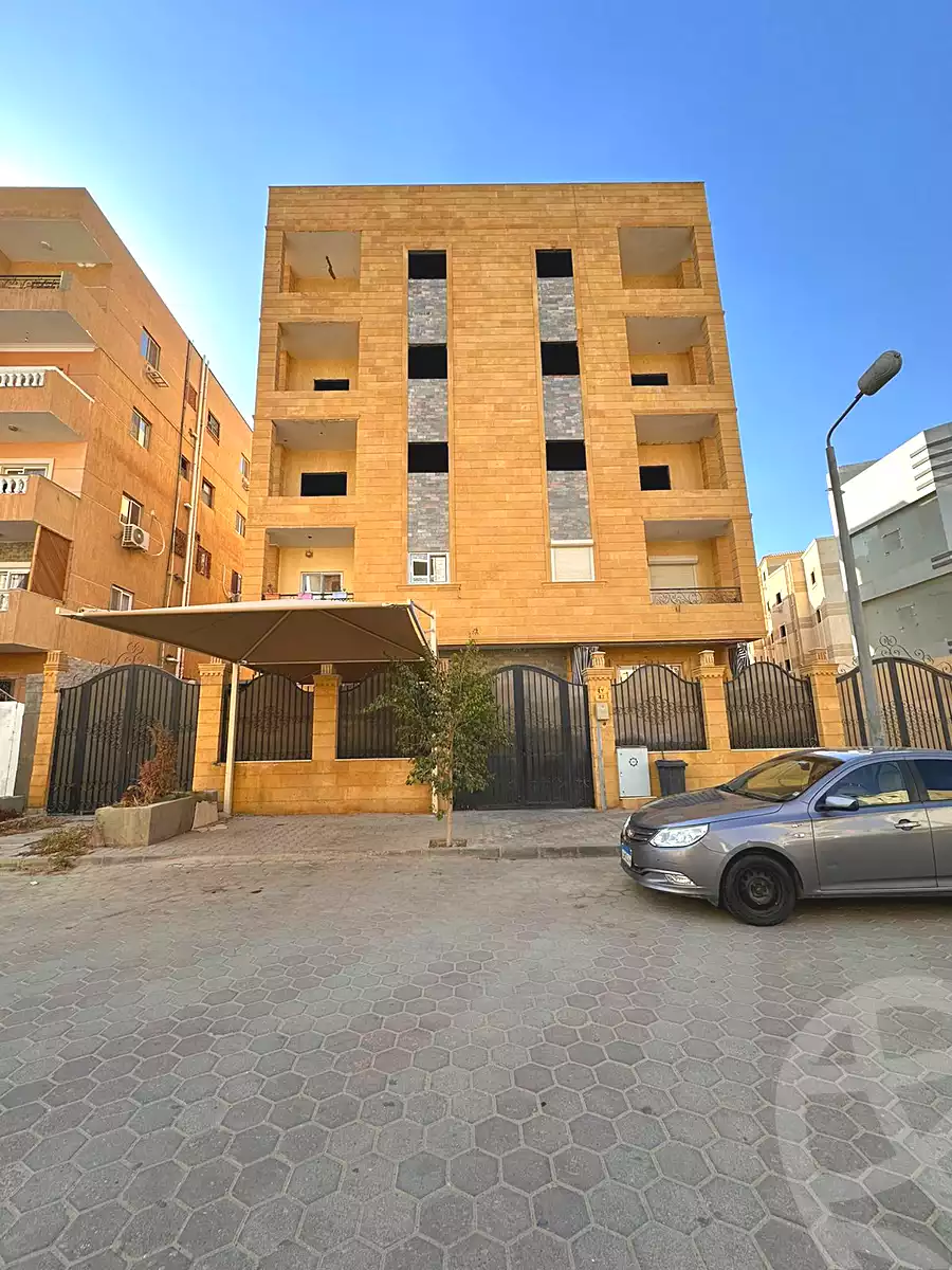 https://aqarmap.com.eg/ar/listing/7215850-for-sale-cairo-new-cairo-north-investors-abdullah-ibn-salamah-st