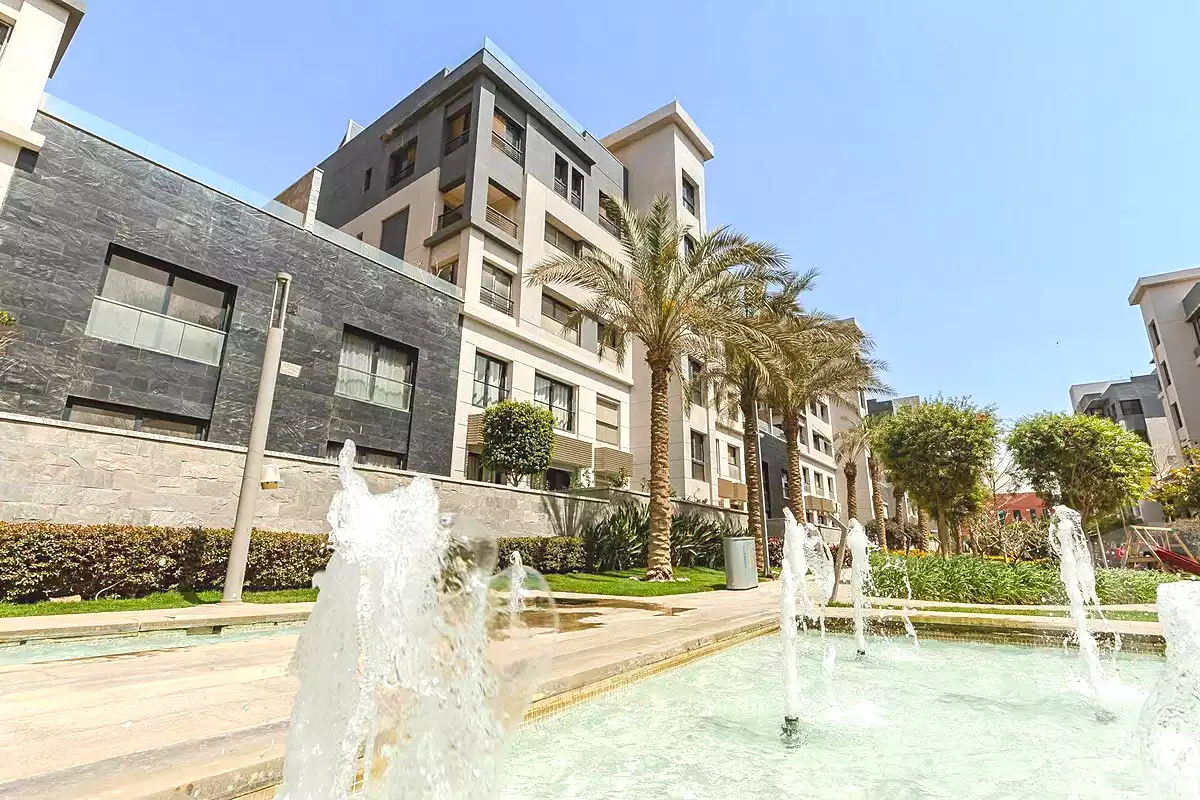 https://aqarmap.com.eg/ar/listing/7215856-for-sale-cairo-new-cairo-compounds-trio-gardens