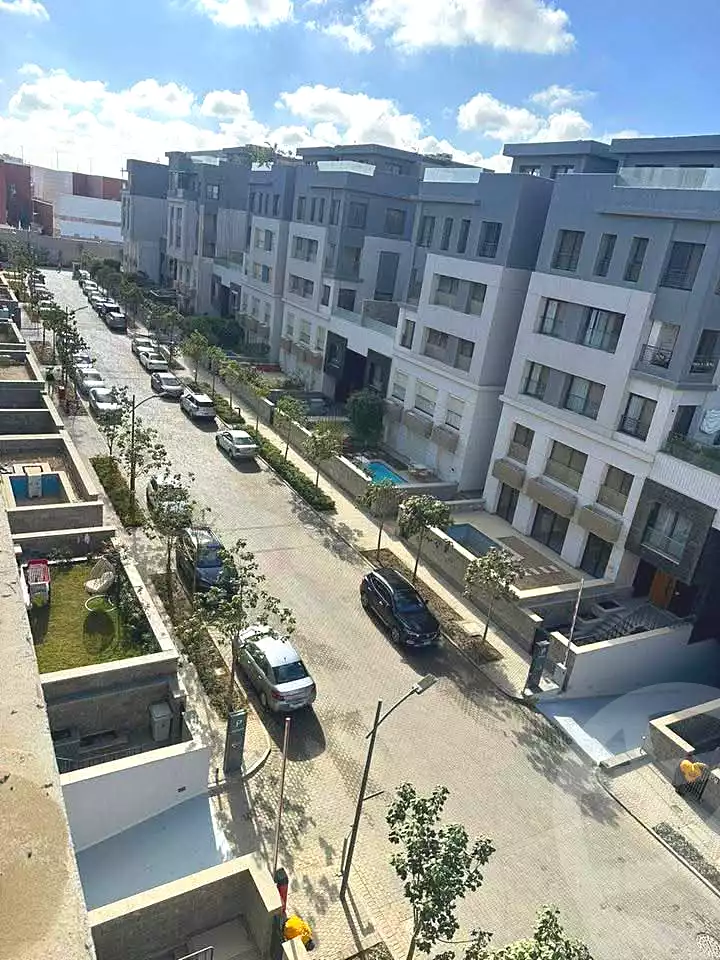 https://aqarmap.com.eg/ar/listing/7215916-for-sale-cairo-new-cairo-compounds-trio-gardens