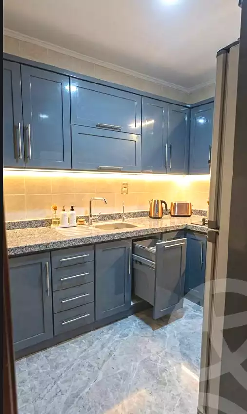 https://aqarmap.com.eg/ar/listing/7215920-for-sale-cairo-helwan-ahmed-enci-st