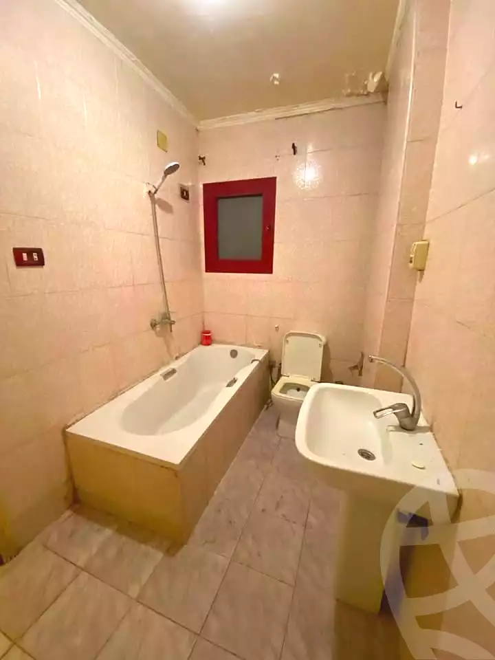 https://aqarmap.com.eg/en/listing/7215991-for-sale-cairo-el-haram-shareaa-el-haram