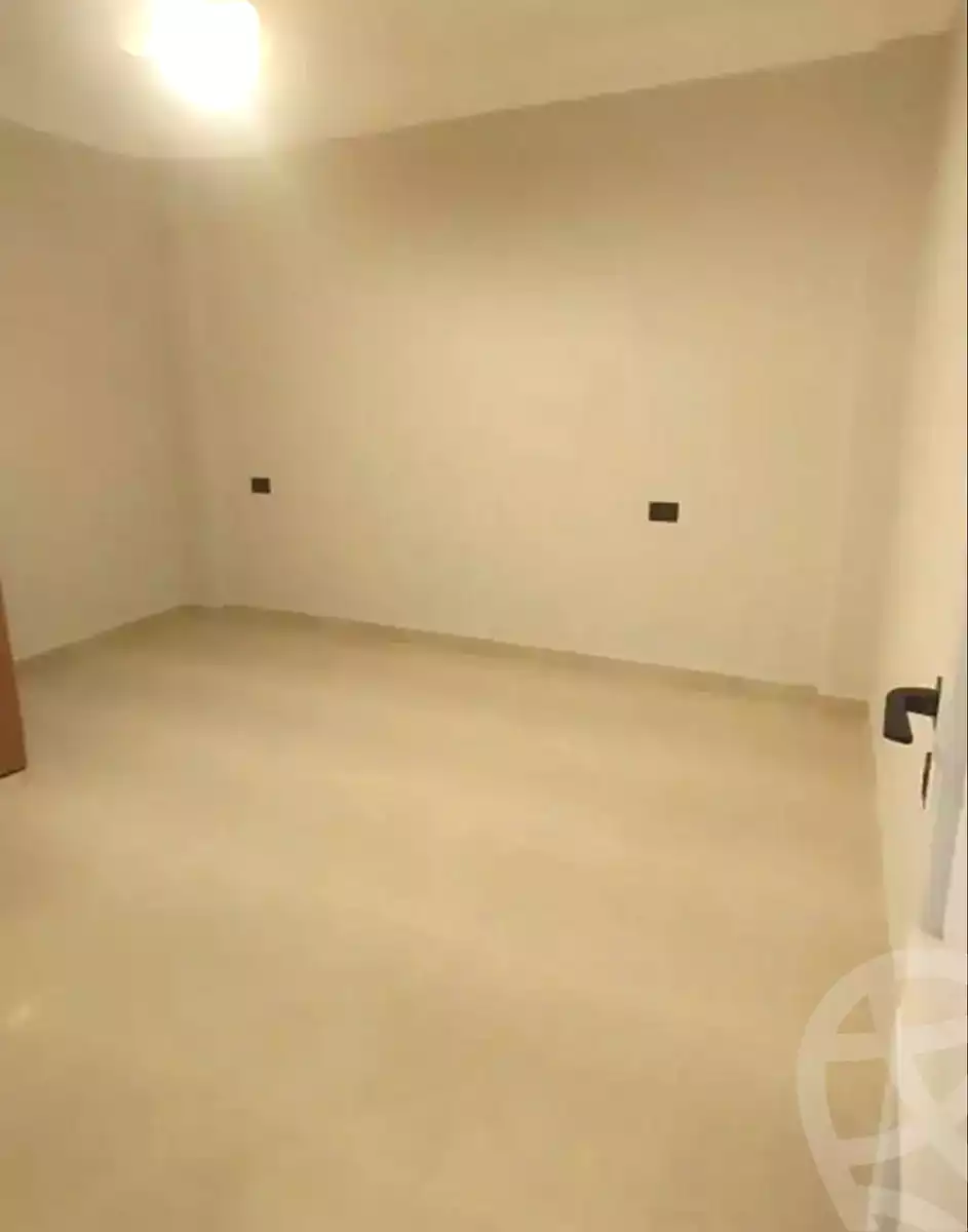 https://aqarmap.com.eg/ar/listing/7216028-for-sale-alexandria-sydy-bshr-sydy-bshr-bhry-gamal-abd-el-nasir-st