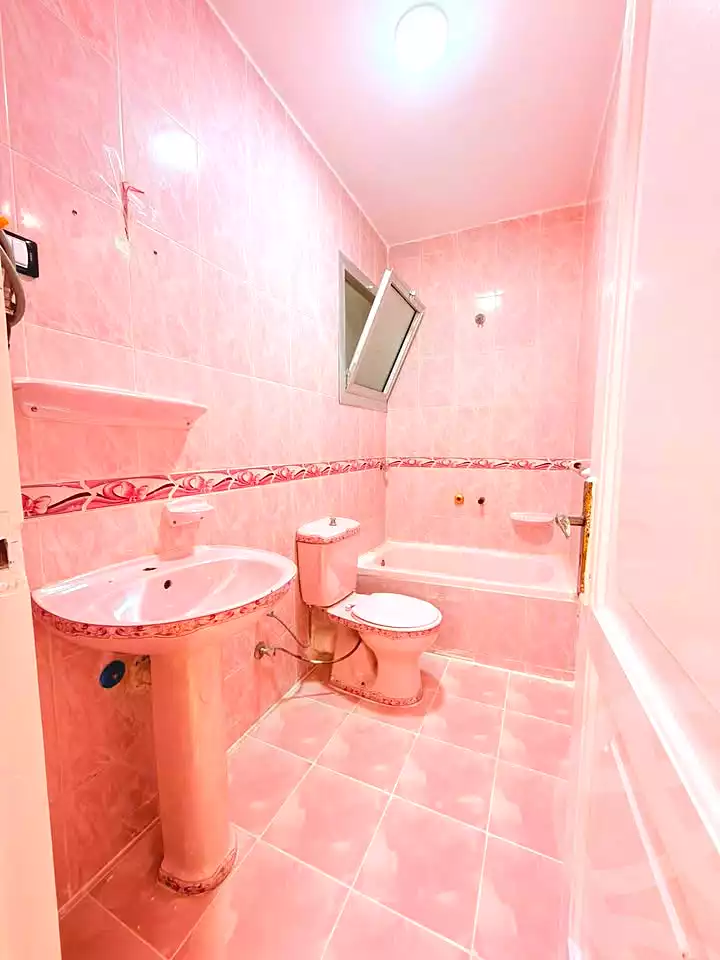https://aqarmap.com.eg/ar/listing/7216072-for-sale-alexandria-al-agamy-shataa-el-nakheel