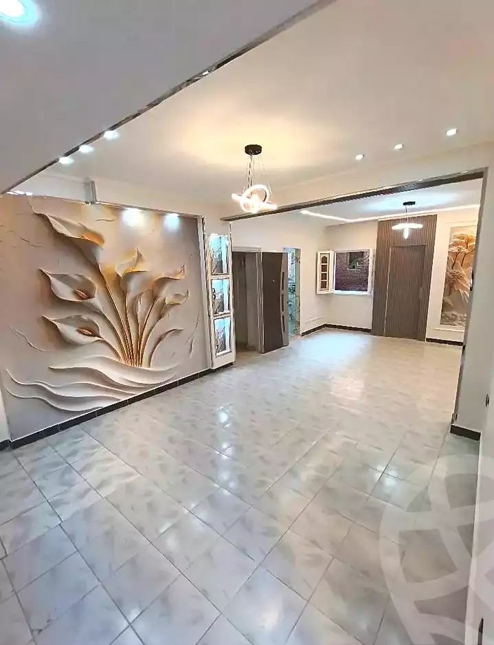 https://aqarmap.com.eg/ar/listing/7216110-for-sale-alexandria-miami-shr-jml-bd-lnsr