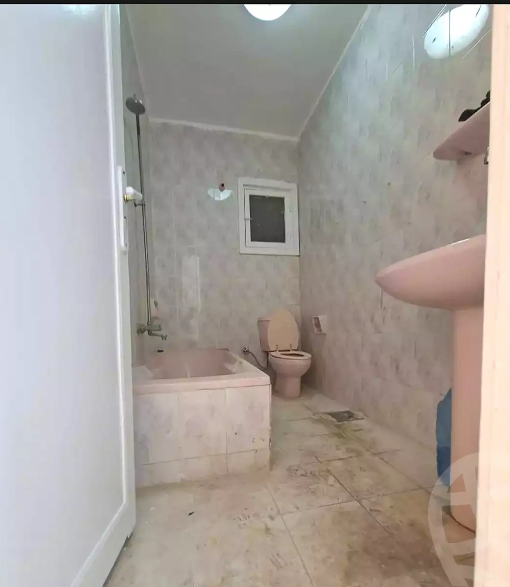 https://aqarmap.com.eg/ar/listing/7216133-for-sale-alexandria-el-asafra-l-sfr-bhry