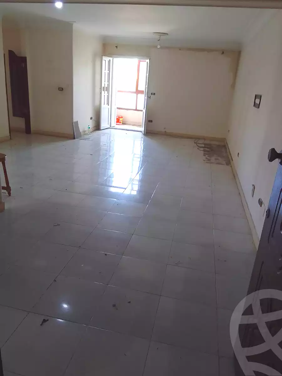 https://aqarmap.com.eg/ar/listing/7216216-for-sale-alexandria-smouha