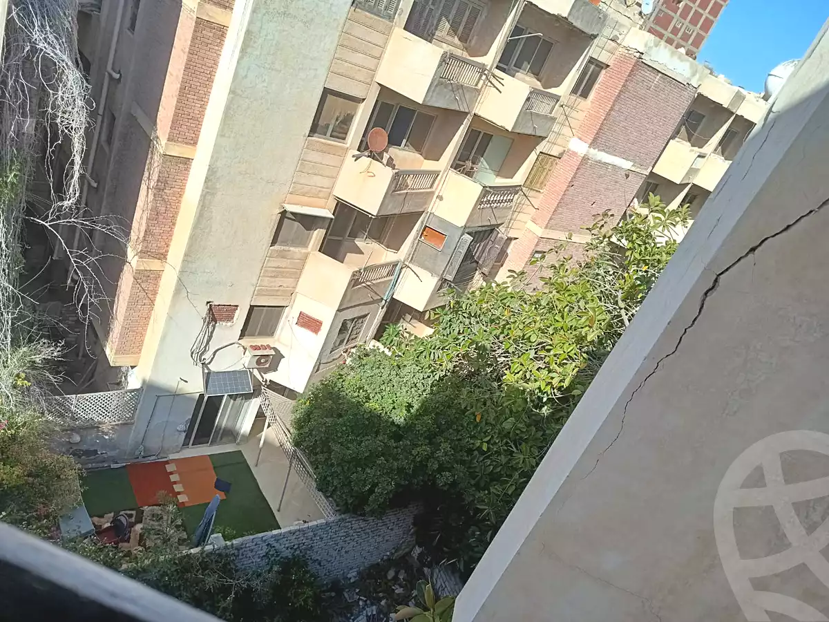 https://aqarmap.com.eg/ar/listing/7203857-for-sale-alexandria-al-agamy-lbytsh-bianchiii