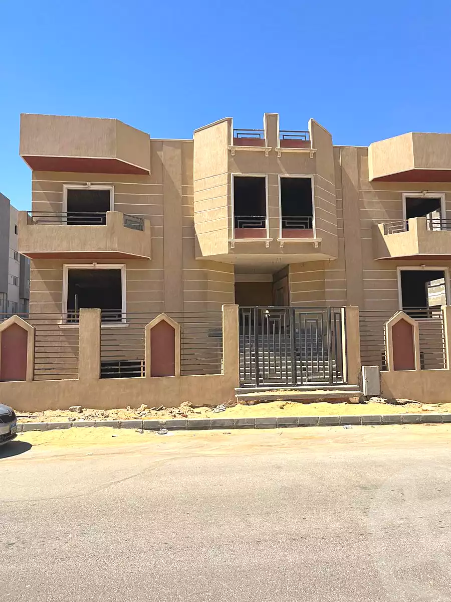 https://aqarmap.com.eg/ar/listing/7216233-for-sale-cairo-new-cairo-el-kornfol-el-kornfol-4
