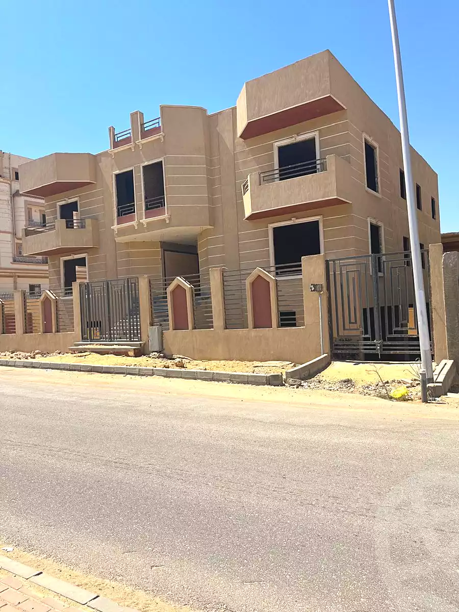 https://aqarmap.com.eg/ar/listing/7216233-for-sale-cairo-new-cairo-el-kornfol-el-kornfol-4