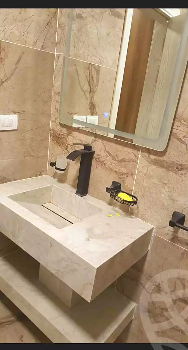 https://aqarmap.com.eg/ar/listing/7199229-for-rent-cairo-new-cairo-compounds-villette-kmbwnd-sky-kwndwz-swdyk-villette