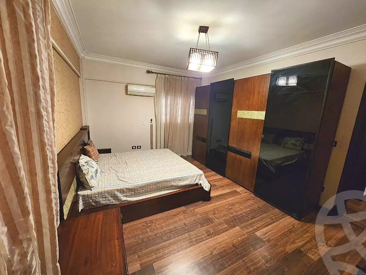 https://aqarmap.com.eg/en/listing/7216507-for-rent-cairo-el-sheikh-zayed-city-el-hay-elawel-street-10