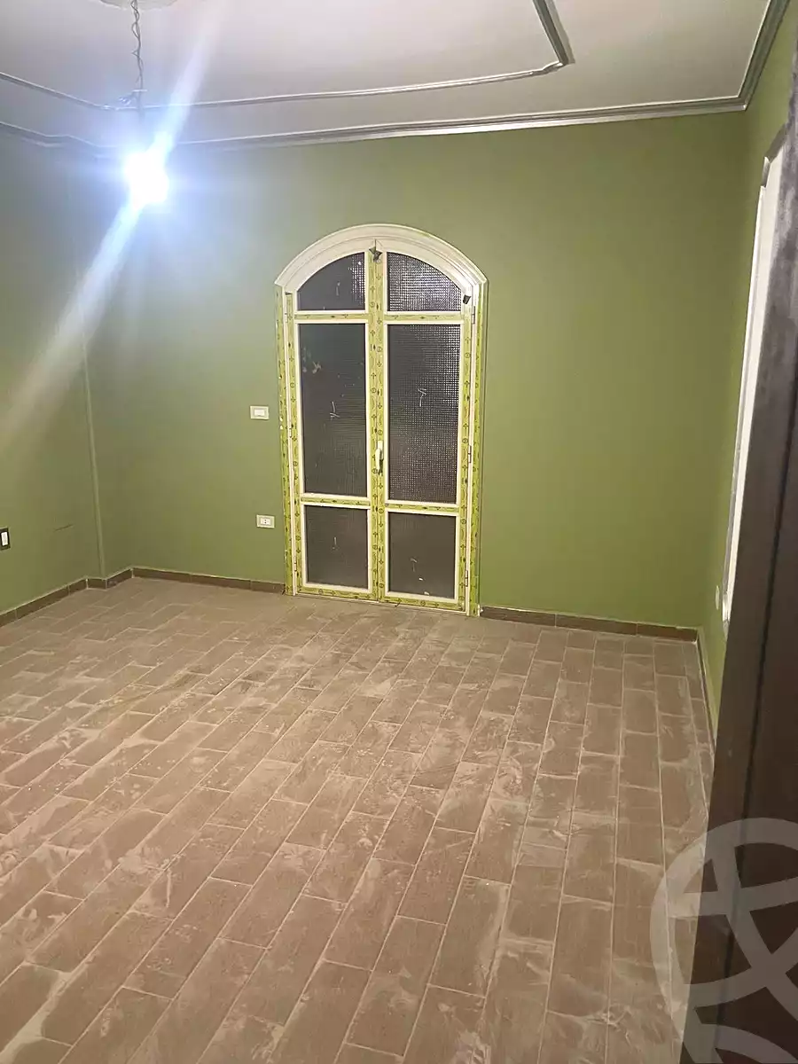 https://aqarmap.com.eg/ar/listing/7216544-for-sale-cairo-6th-of-october-el-ahyaa-neighborhood-3rd-al-hay-al-thalith-st