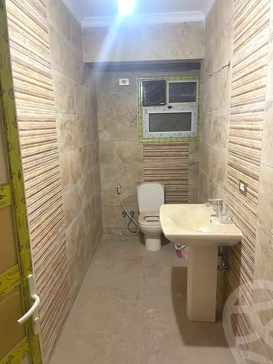 https://aqarmap.com.eg/ar/listing/7216544-for-sale-cairo-6th-of-october-el-ahyaa-neighborhood-3rd-al-hay-al-thalith-st