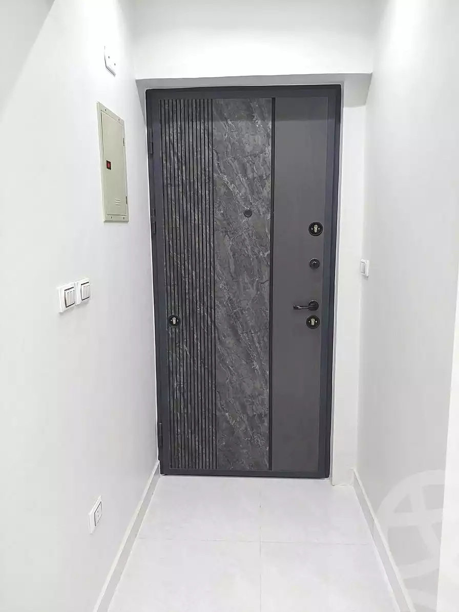 https://aqarmap.com.eg/en/listing/7216591-for-sale-cairo-el-sheikh-zayed-city-compounds-terrace-hdb