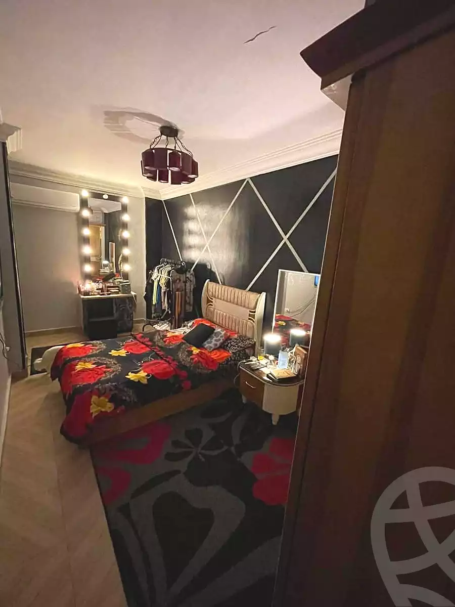 https://aqarmap.com.eg/ar/listing/7216597-for-sale-cairo-ain-shams-jsr-lswys