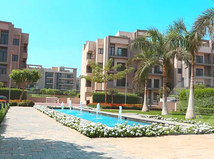 https://aqarmap.com.eg/en/listing/7216603-for-sale-cairo-new-cairo-compounds-fifth-square