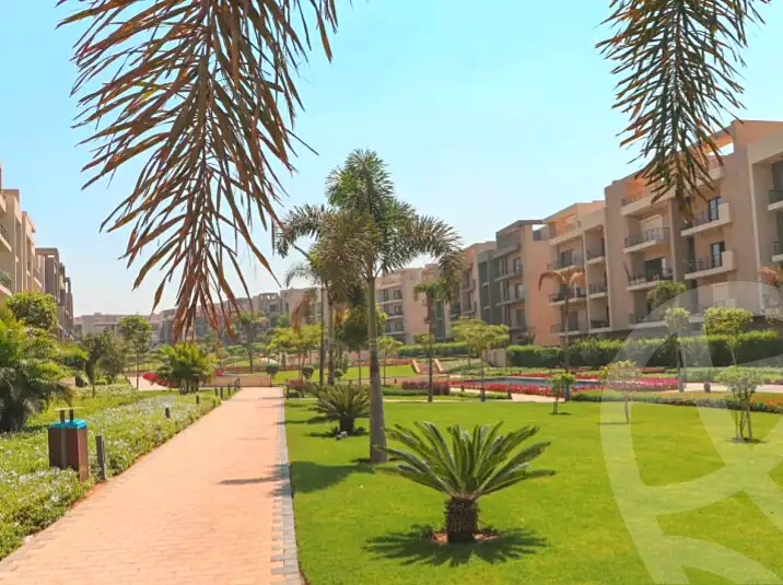 https://aqarmap.com.eg/en/listing/7216619-for-sale-cairo-new-cairo-compounds-fifth-square