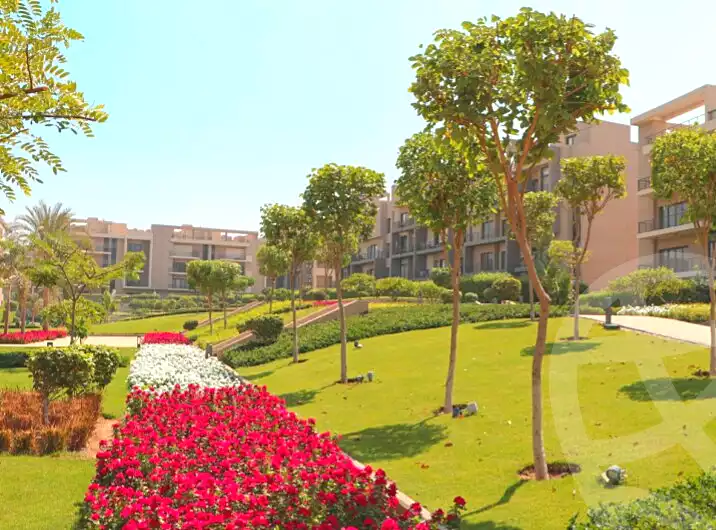 https://aqarmap.com.eg/en/listing/7216619-for-sale-cairo-new-cairo-compounds-fifth-square