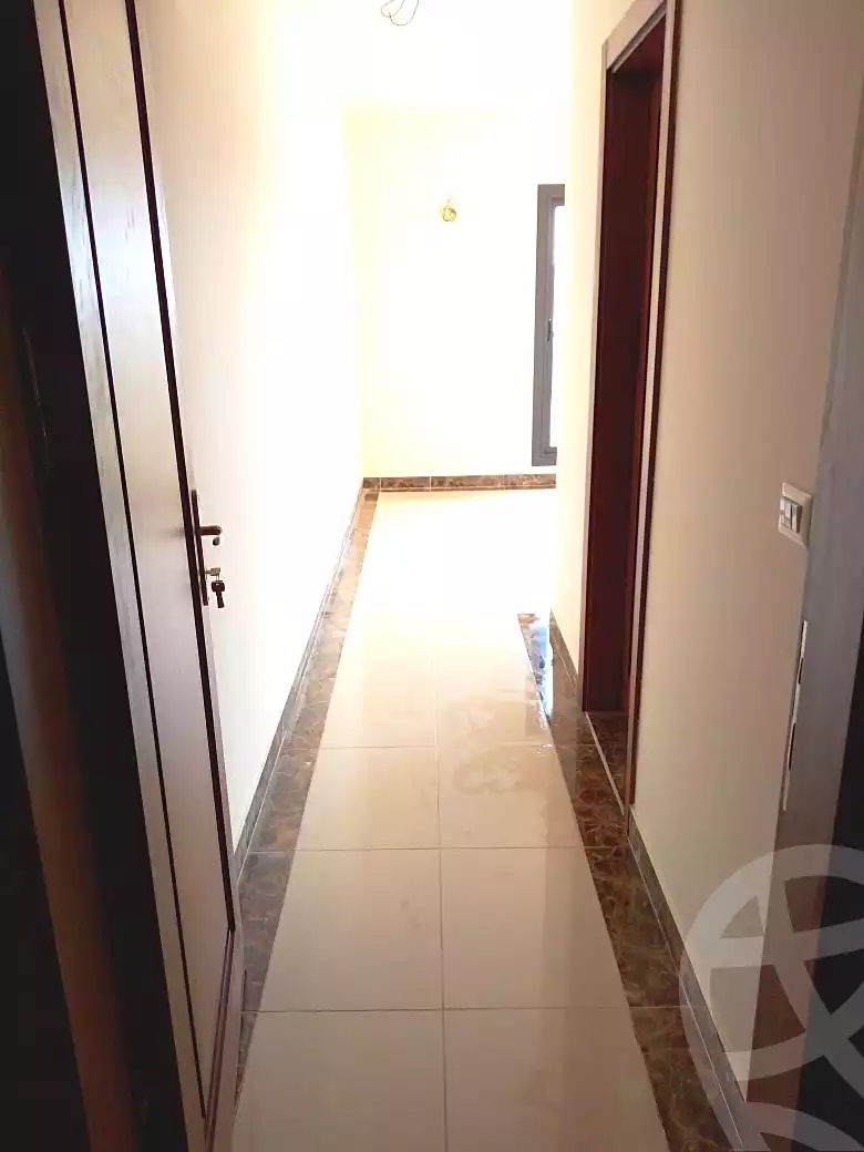 دوبلكس بغرفتي نوم في نيوم بيراميدز، صورة ٧ من ٧