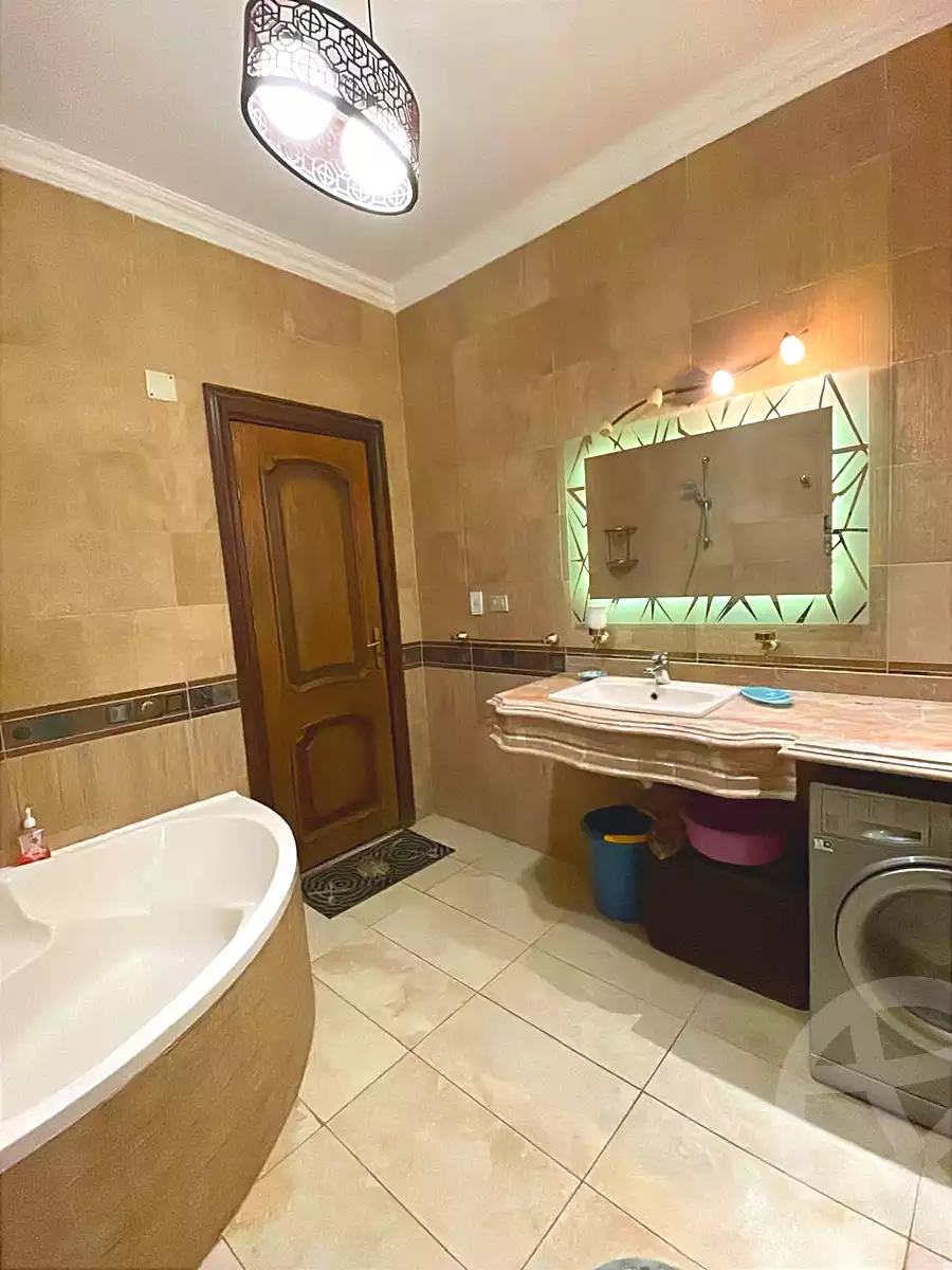 https://aqarmap.com.eg/ar/listing/7216686-for-rent-cairo-el-sheikh-zayed-city-compounds-beverly-hills