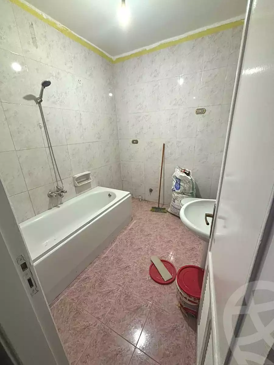 https://aqarmap.com.eg/ar/listing/7217036-for-rent-cairo-el-sheikh-zayed-city-small-investor