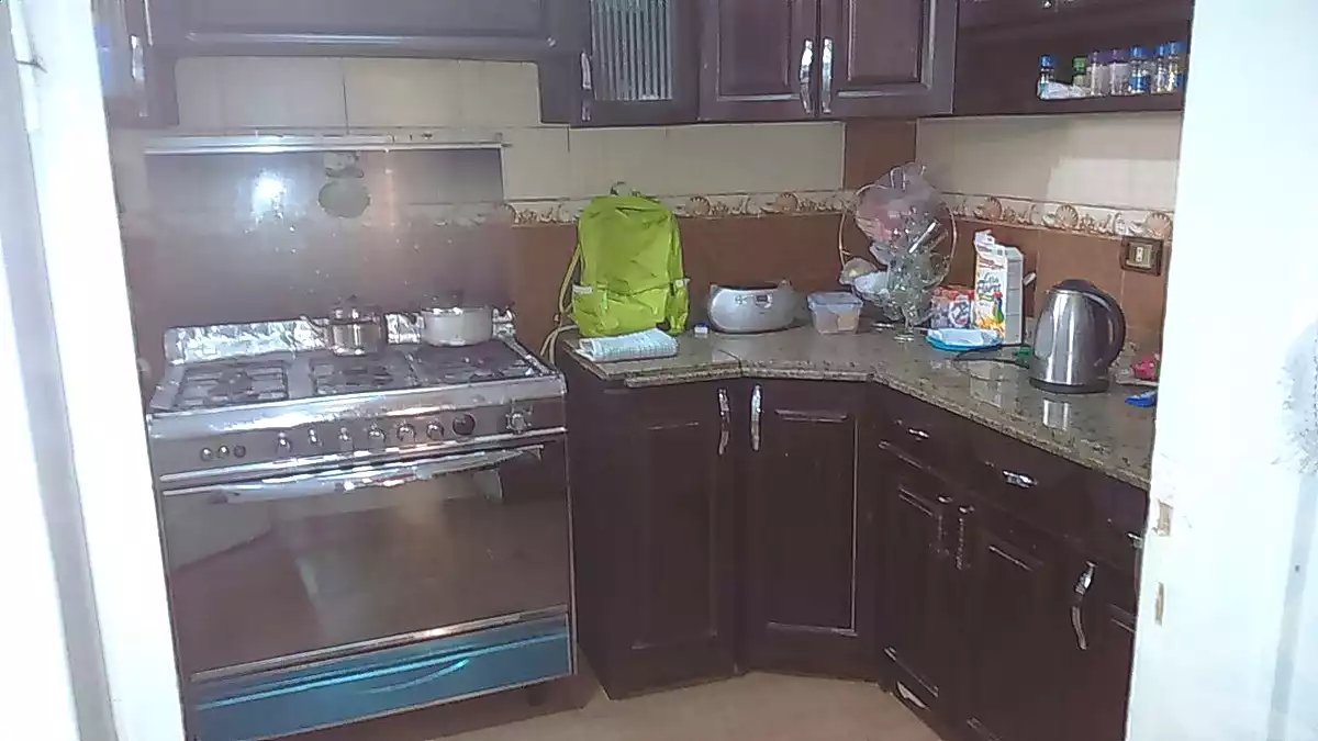 https://aqarmap.com.eg/ar/listing/7217122-for-sale-cairo-el-sheikh-zayed-city-compounds-hadayek-el-mohandiseen