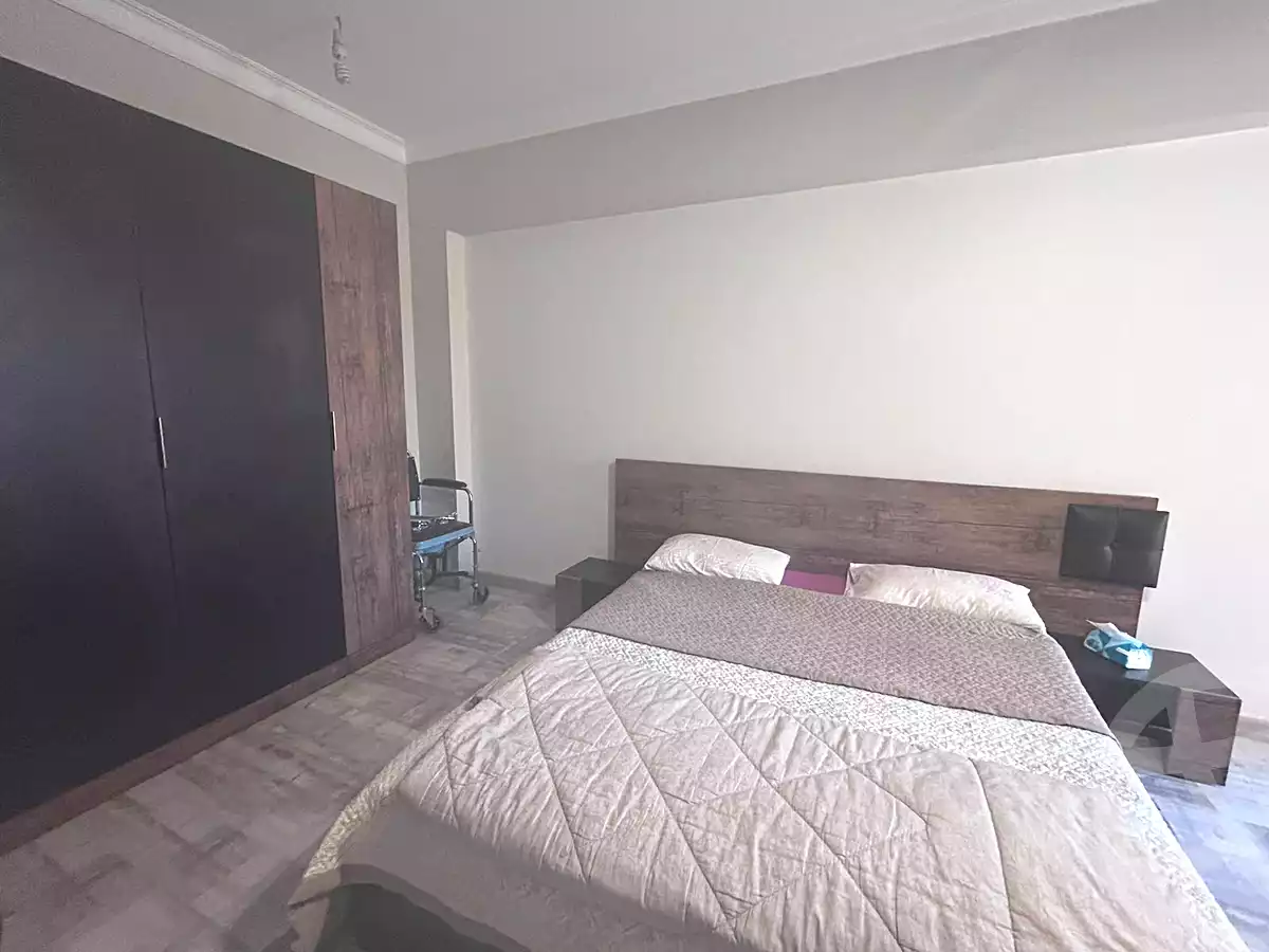 https://aqarmap.com.eg/ar/listing/7217241-for-rent-cairo-6th-of-october-compounds-mashareq