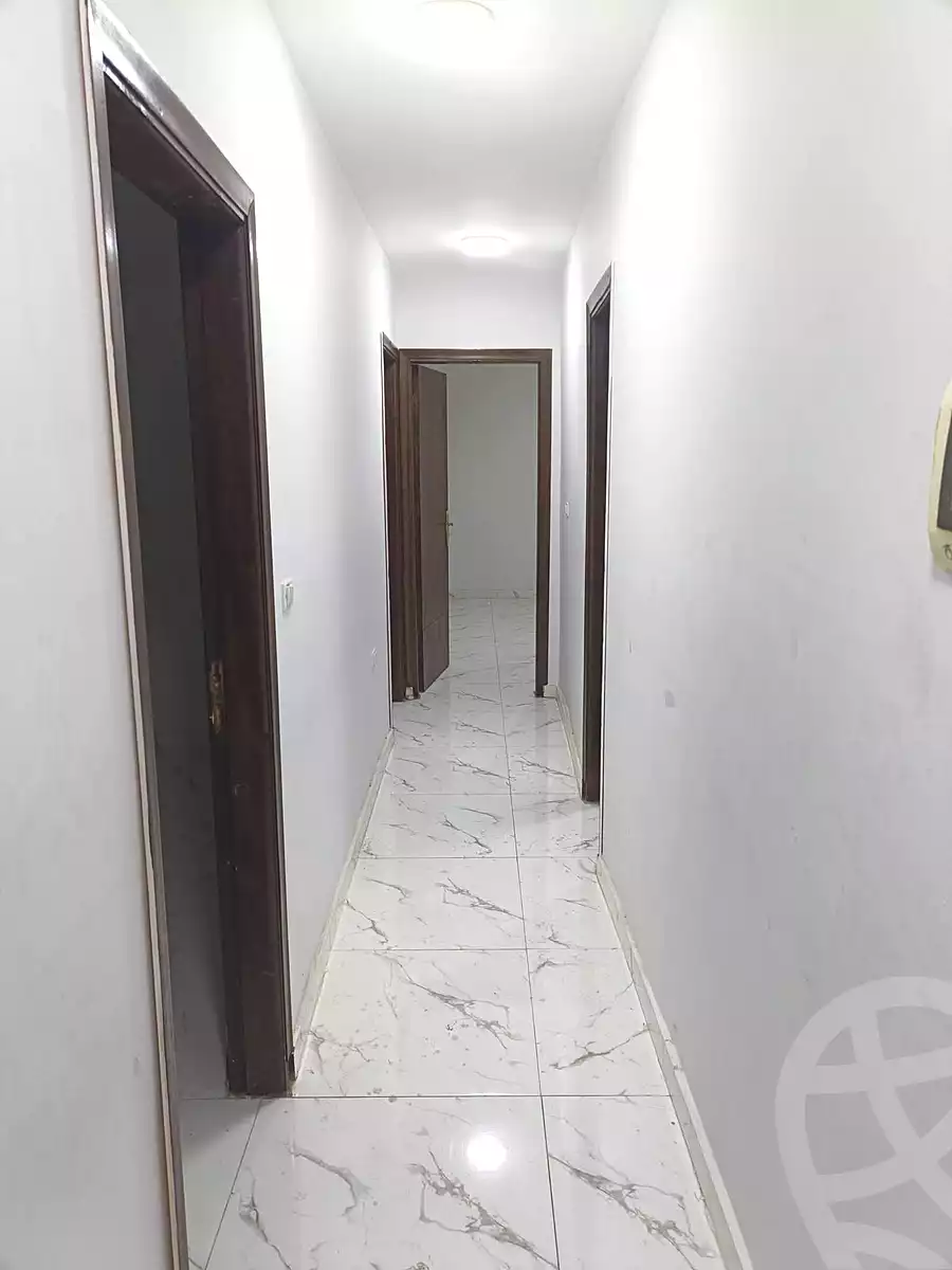 https://aqarmap.com.eg/ar/listing/7217363-for-rent-cairo-ain-shams-mnshy-lthryr
