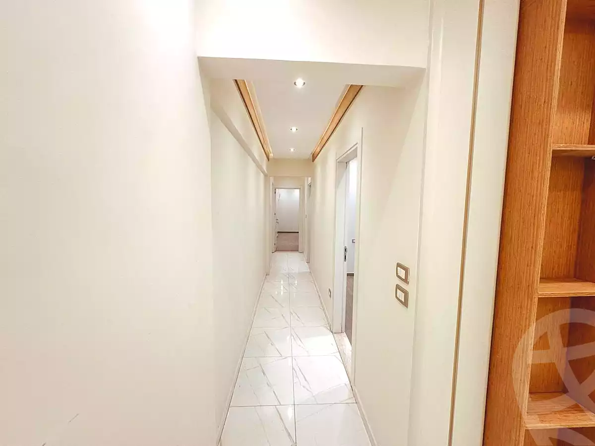 https://aqarmap.com.eg/ar/listing/7217583-for-sale-cairo-6th-of-october-hadaeq-october-compounds-isola