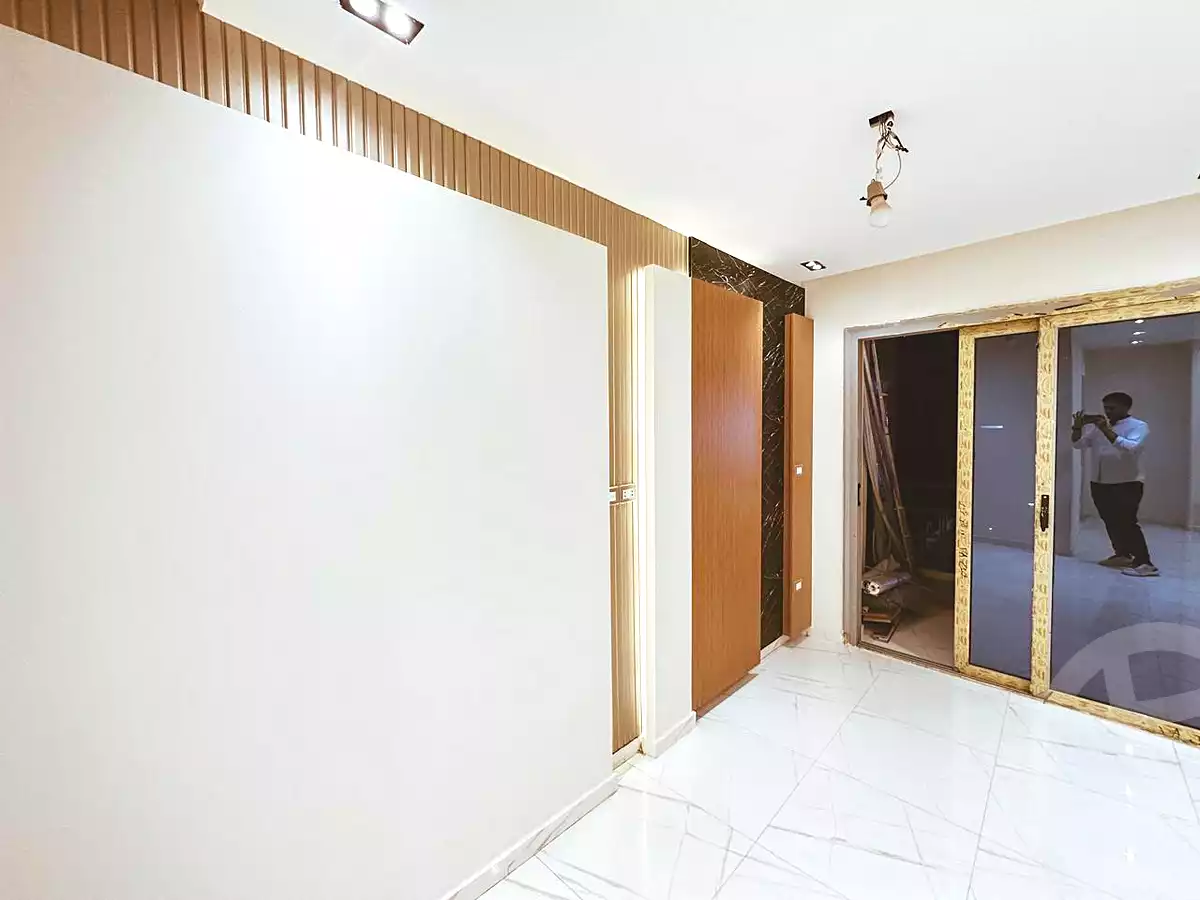 https://aqarmap.com.eg/ar/listing/7217583-for-sale-cairo-6th-of-october-hadaeq-october-compounds-isola