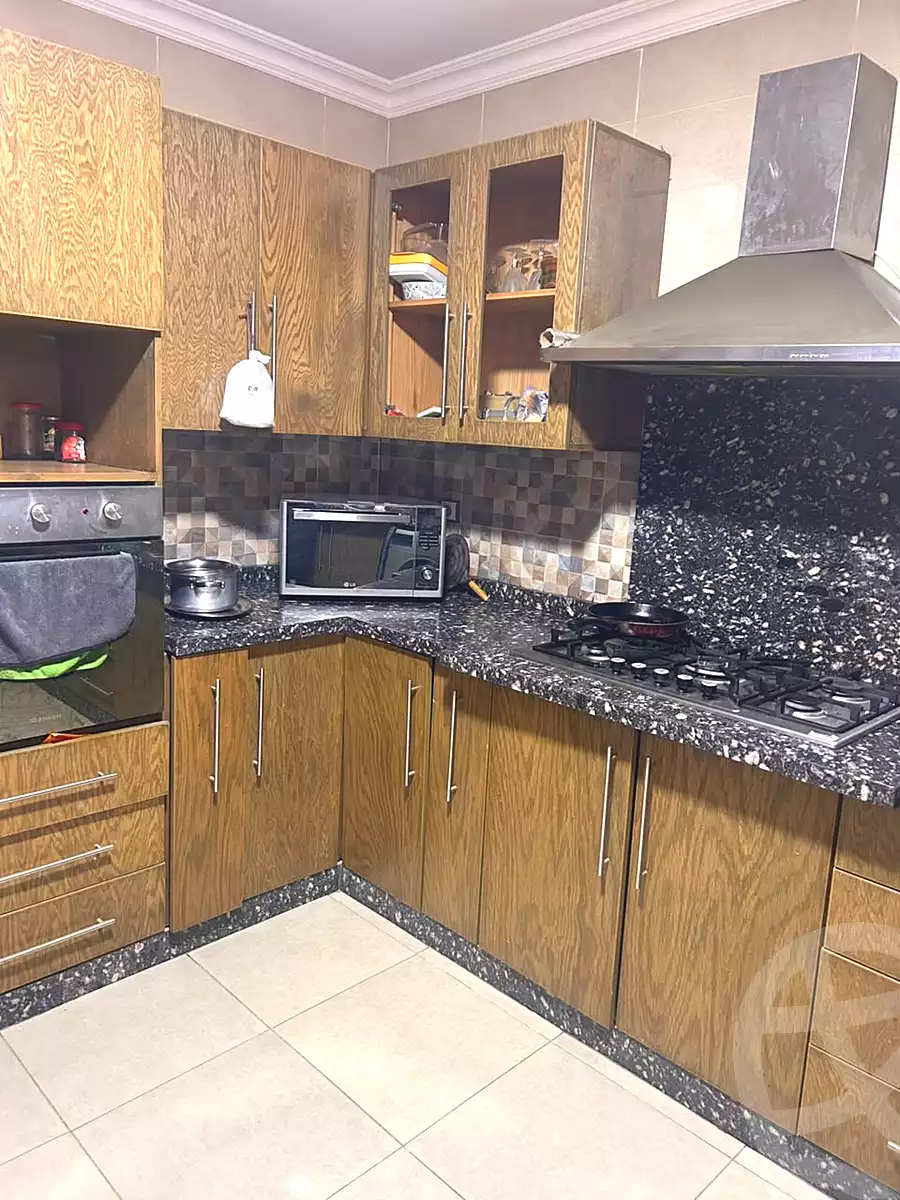 https://aqarmap.com.eg/ar/listing/7217784-for-sale-cairo-new-cairo-compounds-jyd