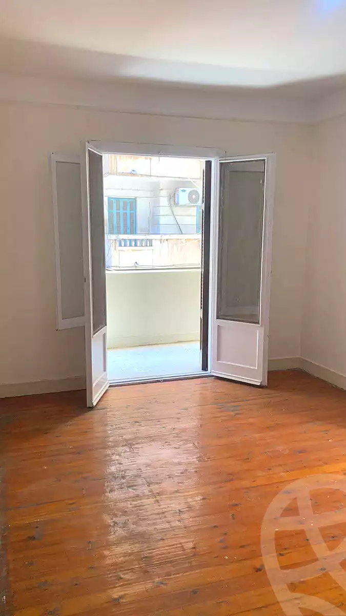https://aqarmap.com.eg/en/listing/7217829-for-rent-alexandria-ganaklis