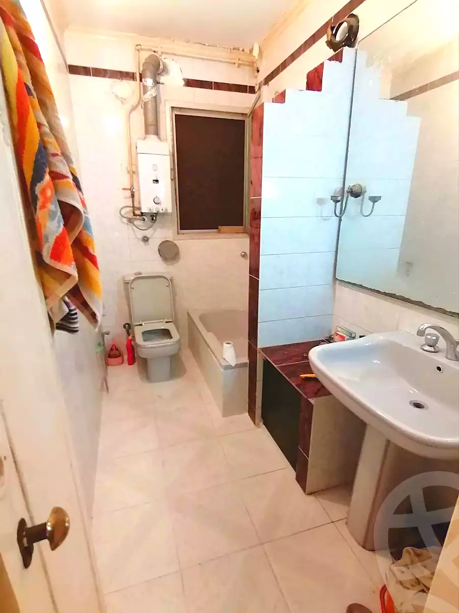 https://aqarmap.com.eg/ar/listing/7217997-for-sale-alexandria-el-asafra-l-sfr-bhry