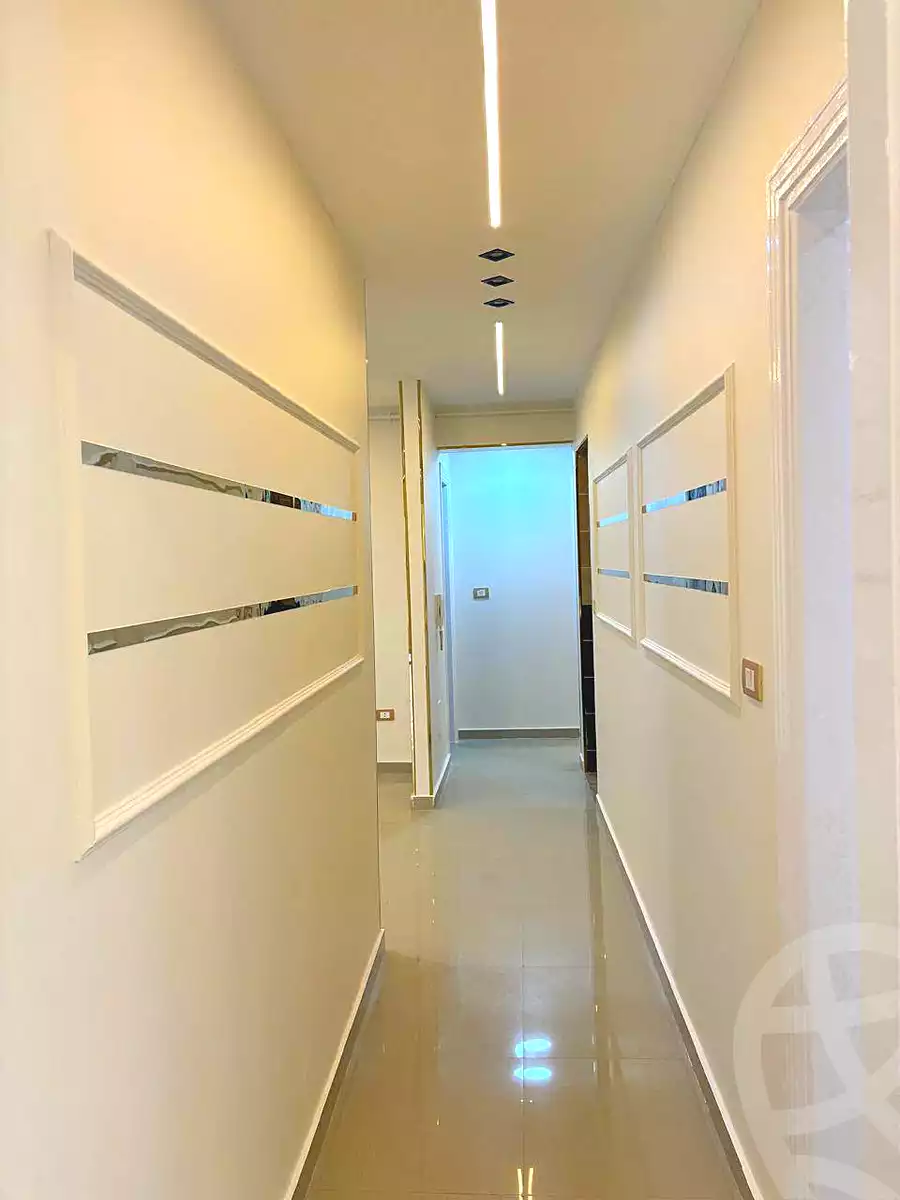 https://aqarmap.com.eg/ar/listing/7218034-for-sale-alexandria-sydy-bshr-sydy-bshr-bhry-shr-mhmwd-l-yswy