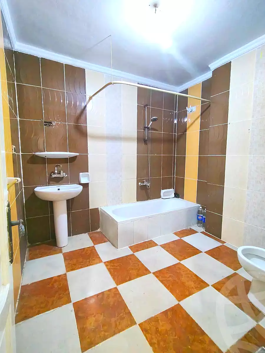 https://aqarmap.com.eg/en/listing/7218052-for-sale-alexandria-el-mandara-alex-el-mandara-bahri-sidi-kamal-st
