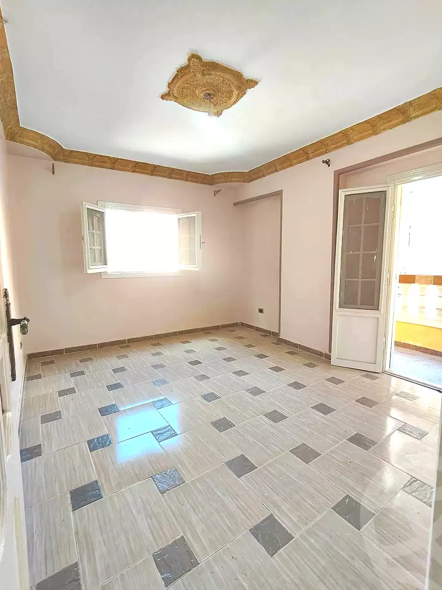 https://aqarmap.com.eg/ar/listing/7218087-for-sale-alexandria-el-mandara-alex-el-mandara-bahri-sidi-kamal-st