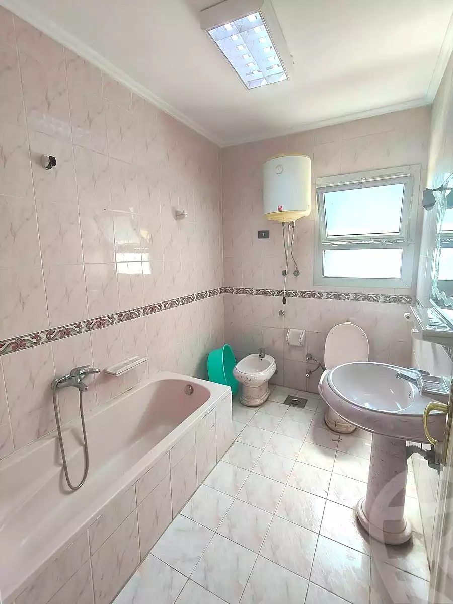 https://aqarmap.com.eg/ar/listing/7218096-for-sale-alexandria-el-mandara-alex-el-mandara-bahri
