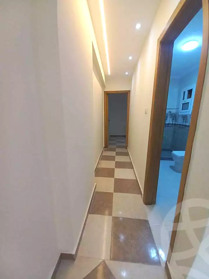 https://aqarmap.com.eg/ar/listing/7218131-for-sale-alexandria-sydy-bshr-sydy-bshr-bhry-shr-mhmd-njyb