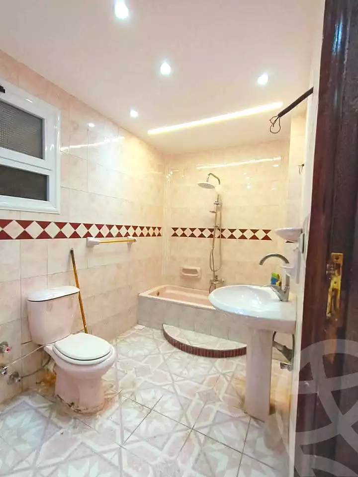 https://aqarmap.com.eg/ar/listing/7218158-for-rent-alexandria-al-agamy-lbytsh-belia-st