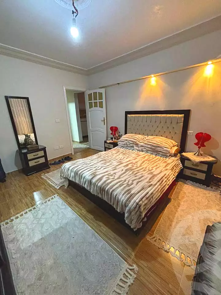 https://aqarmap.com.eg/ar/listing/7218235-for-sale-alexandria-lsywf-el-seyouf-bahri-branched-from-ali-hipa-st