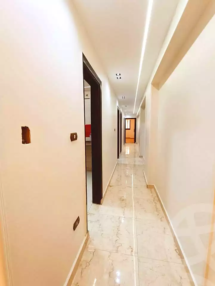 https://aqarmap.com.eg/ar/listing/7218242-for-sale-alexandria-sydy-bshr-sydy-bshr-bhry