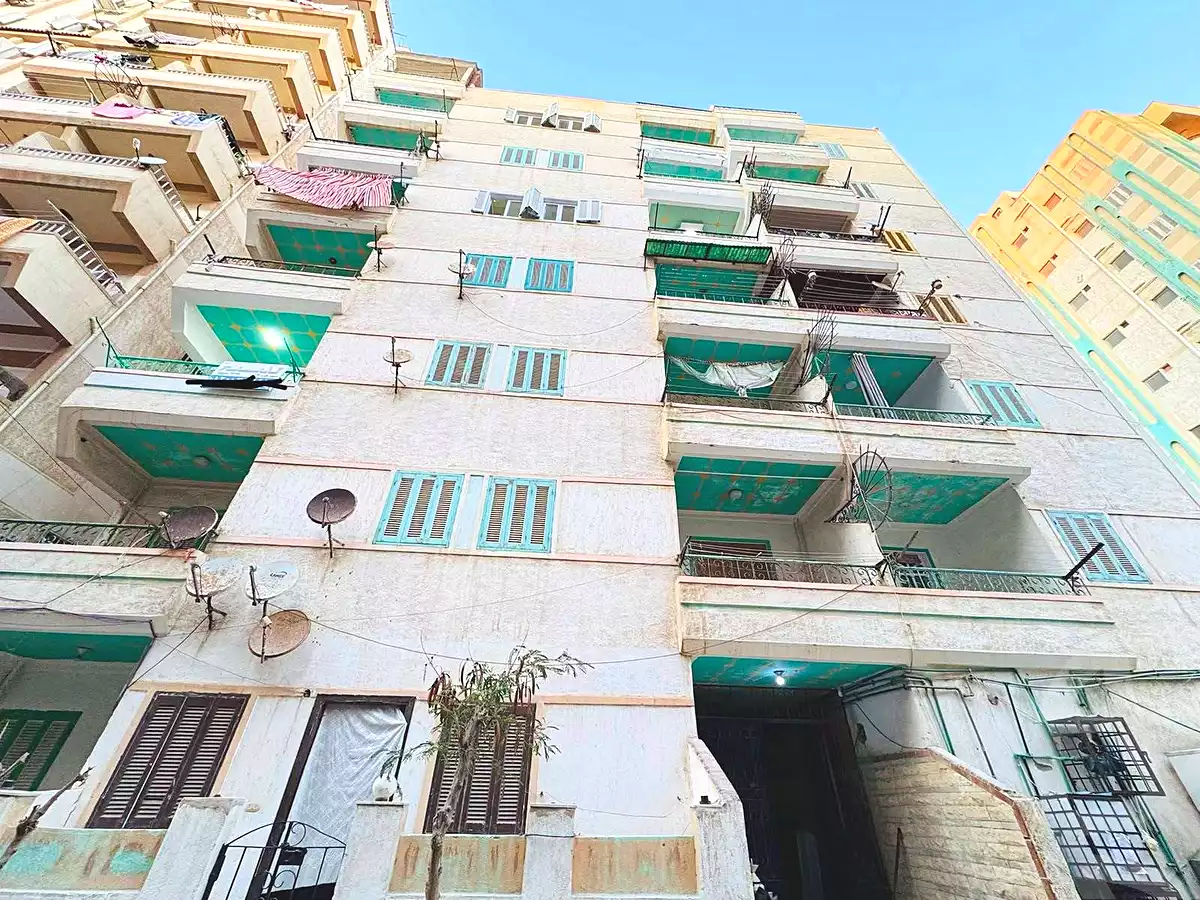 https://aqarmap.com.eg/ar/listing/7218344-for-sale-alexandria-al-agamy-shataa-el-nakheel