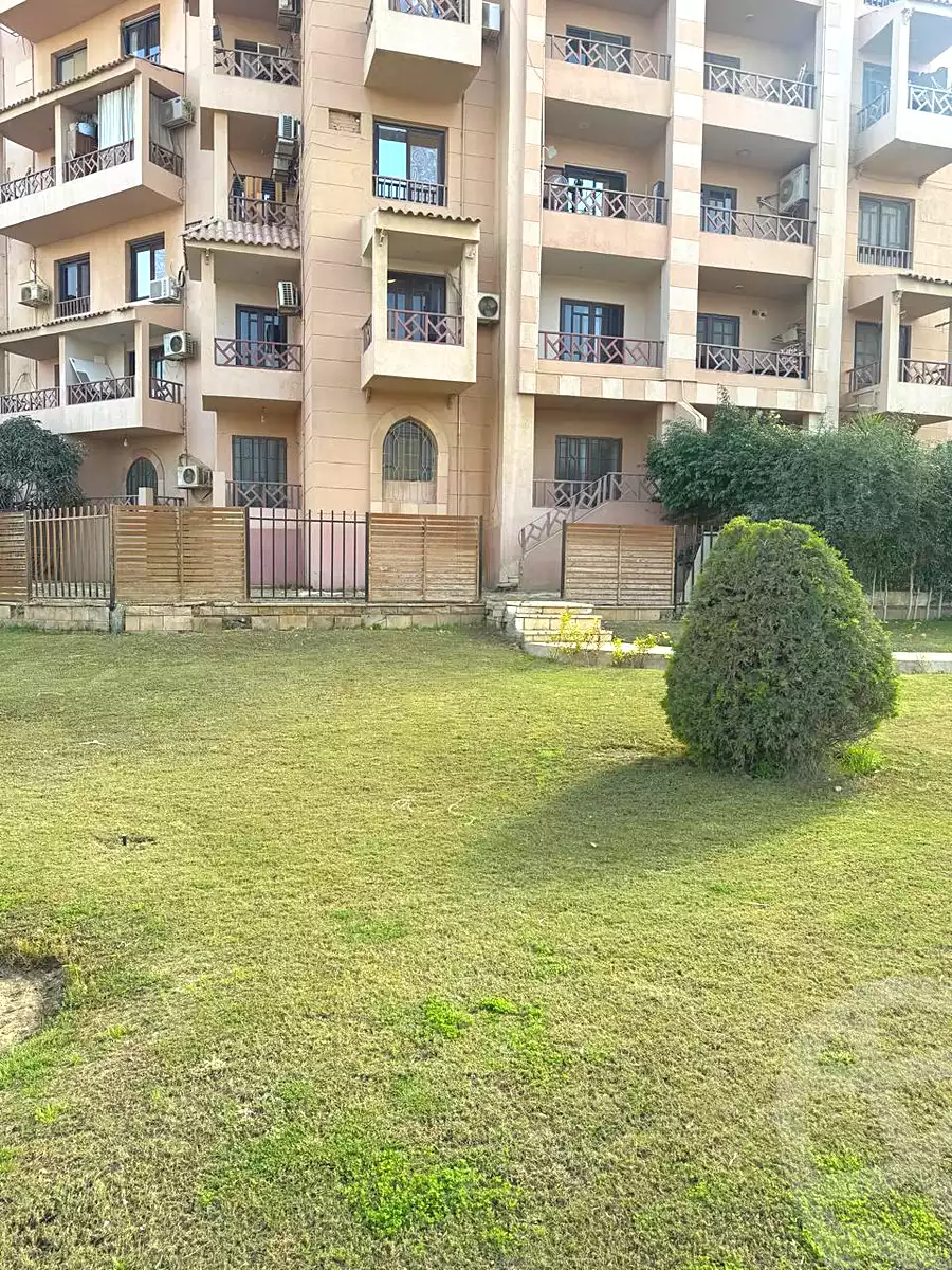 https://aqarmap.com.eg/en/listing/7218587-for-sale-cairo-new-cairo-lrhb-city-phase-1-ali-amin-st