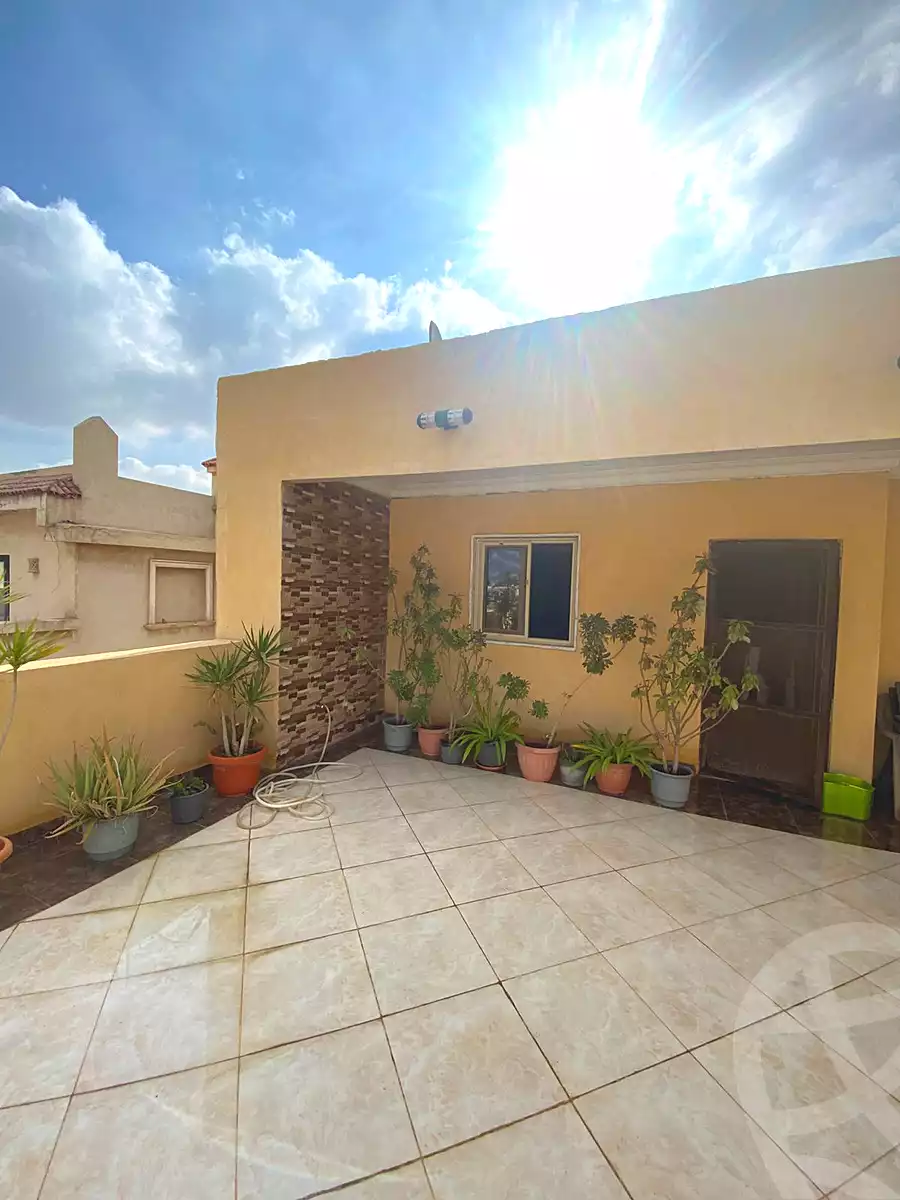 https://aqarmap.com.eg/ar/listing/7218602-for-sale-cairo-new-cairo-ganob-el-akadamiya-south-academy-b-medhat-el-kholy-st