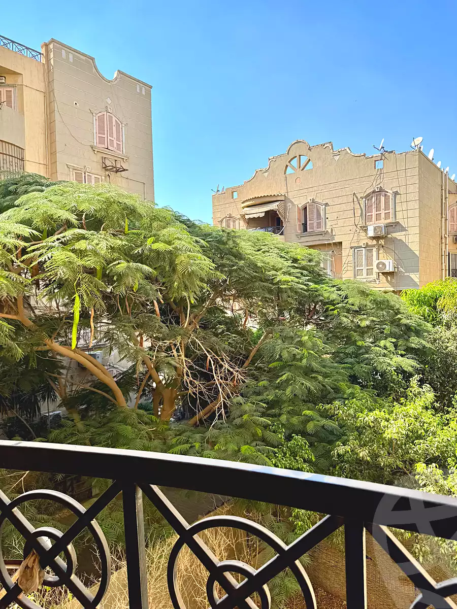 https://aqarmap.com.eg/ar/listing/7218622-for-sale-cairo-new-cairo-compounds-ritaj