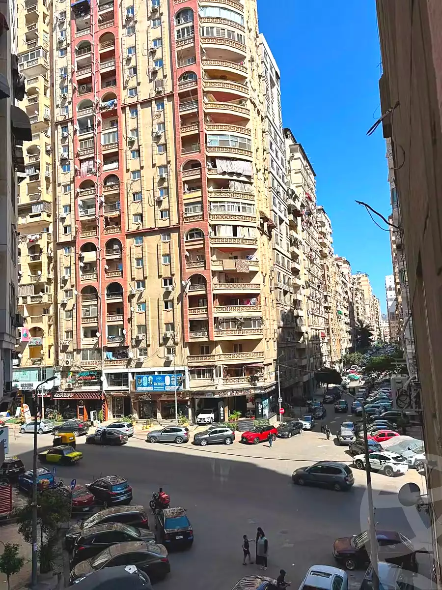 https://aqarmap.com.eg/ar/listing/7218628-for-sale-alexandria-sydy-bshr-sydy-bshr-bhry-shr-lsg-mhmd-bd-lslm
